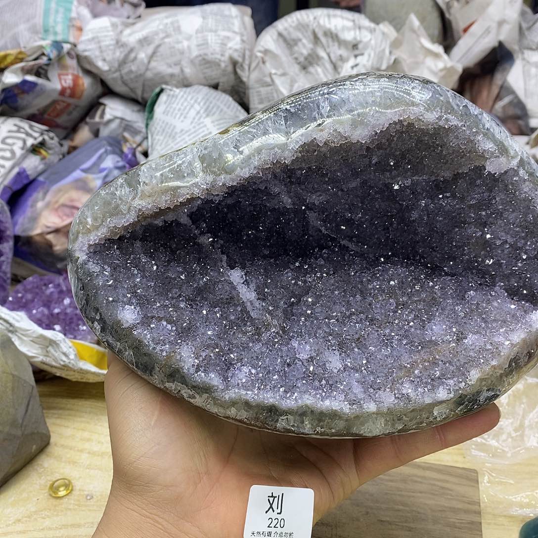 未镶嵌水晶珠宝半成品