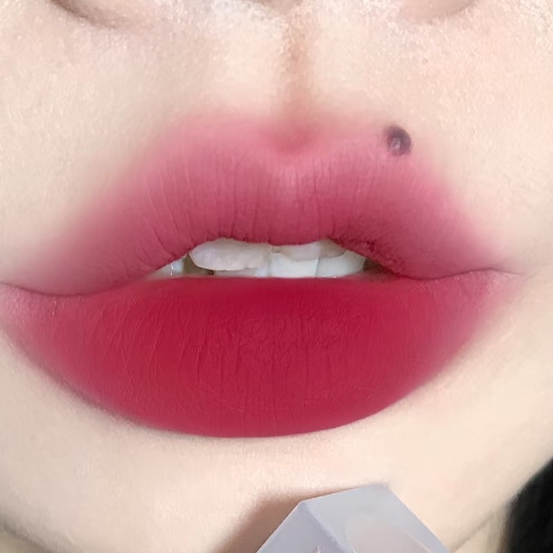 eee 透明壳子口红# cold space