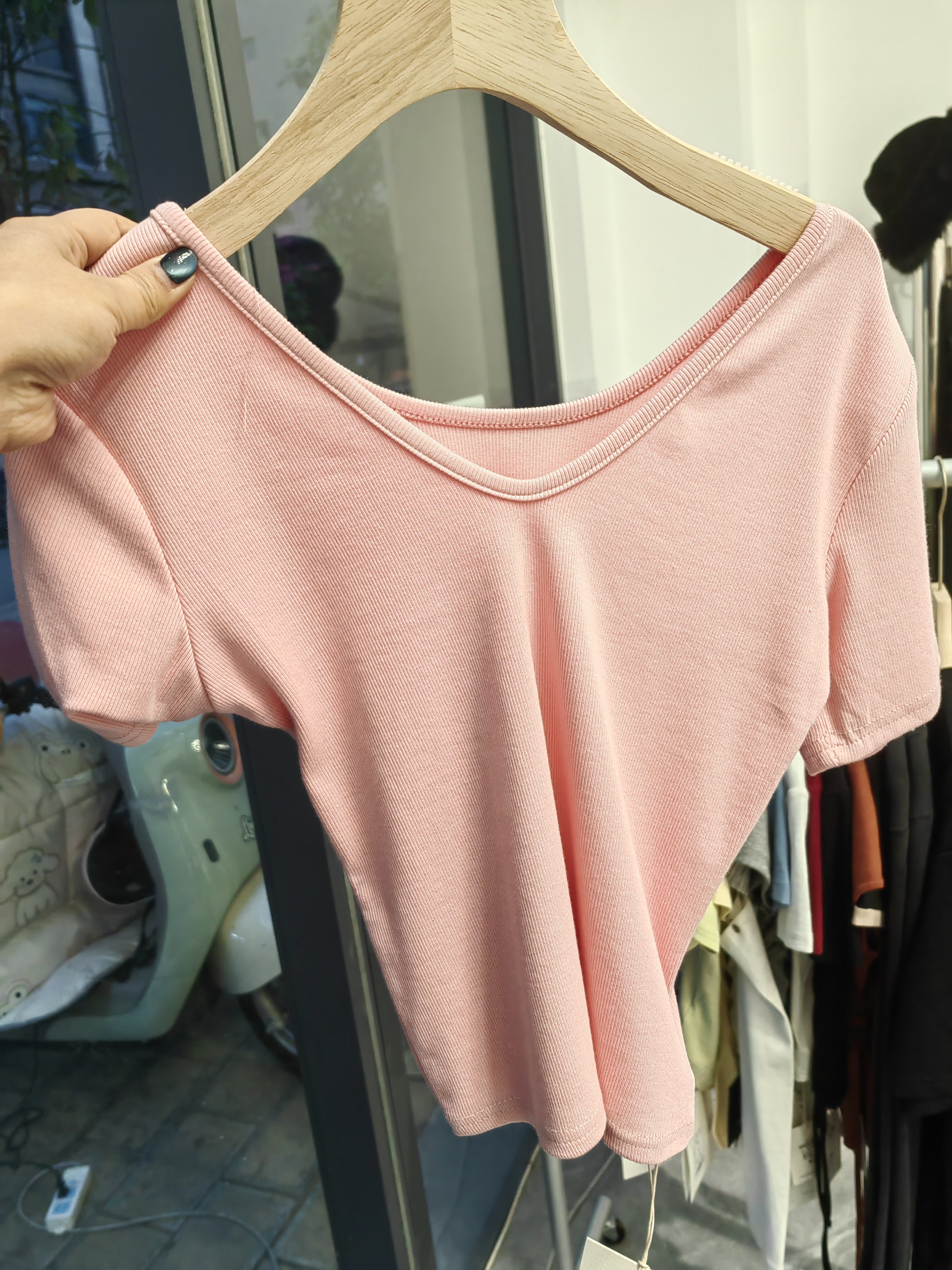 【南兮家】螺纹T装短款短袖百搭时尚辣妹风女士常规纯色针织