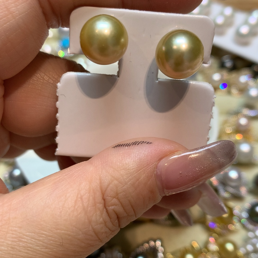 海水珍珠耳饰18K金镶嵌