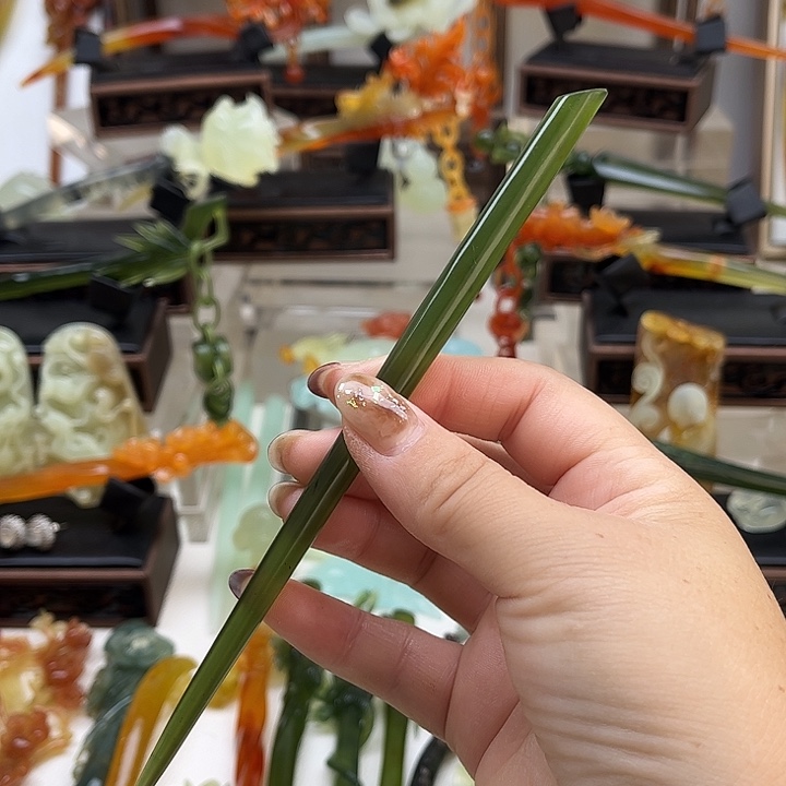蛇纹石玉岫玉发簪未镶嵌
