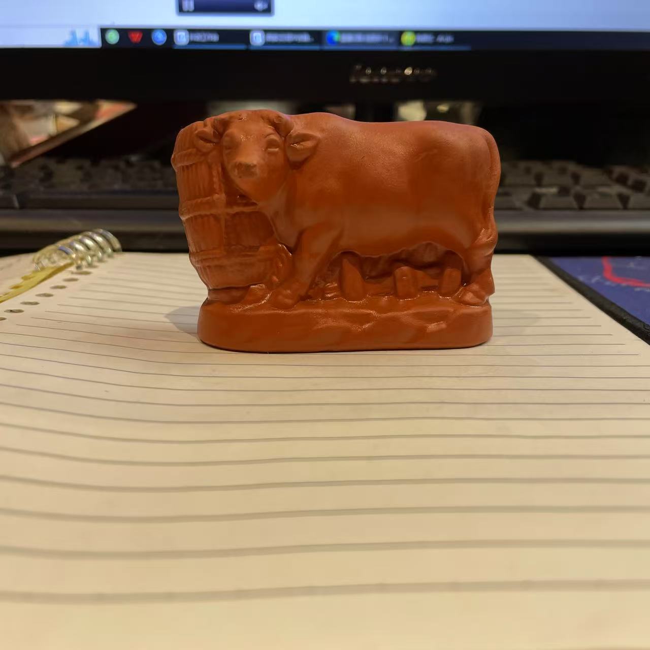 回流老牛十二生肖笔洗