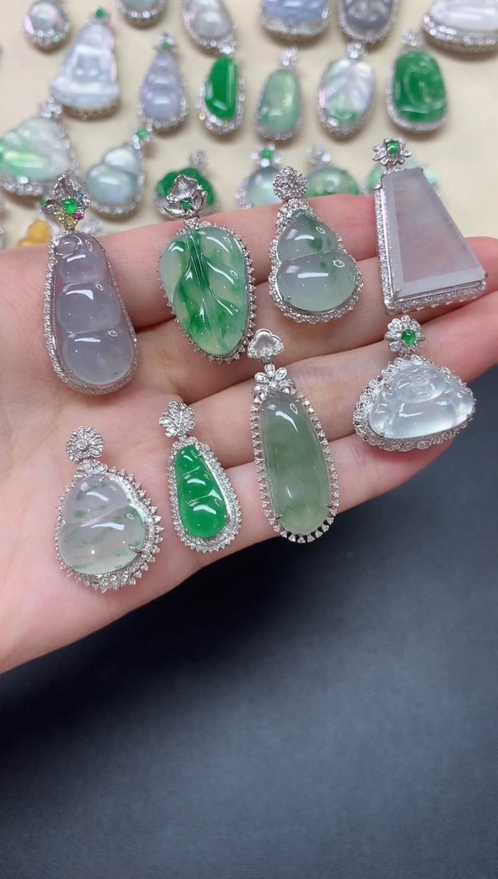 【小雪臻选】翡翠吊坠-18K金-多样性发其一 CXQ1-R63