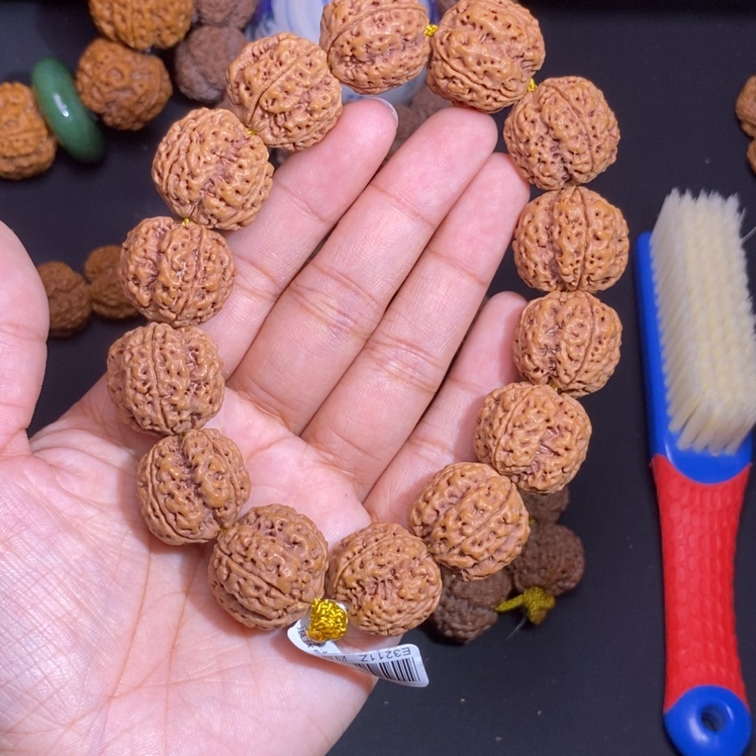 金刚菩提手串四叶草21mm