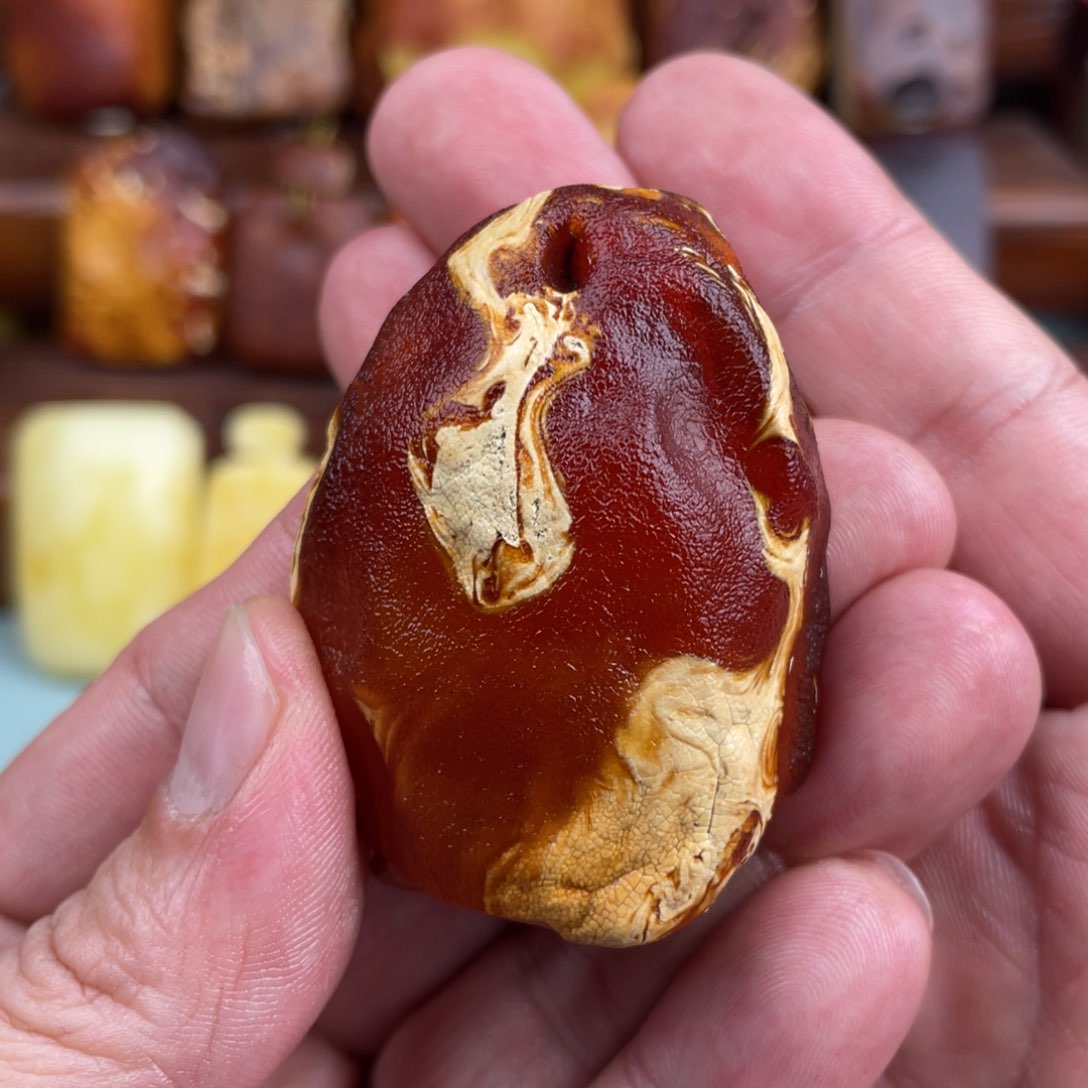 定制琥珀未镶嵌蜜蜡原石