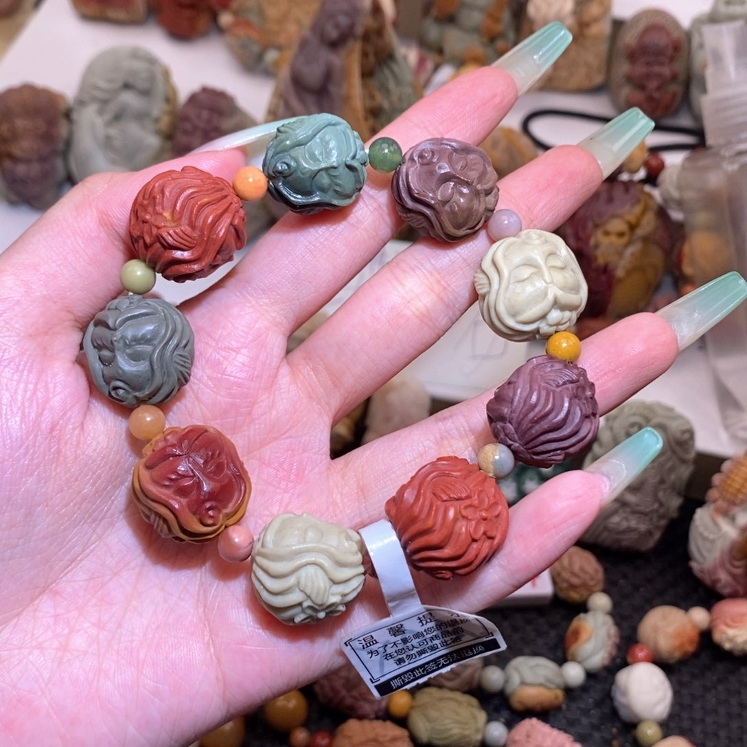 未镶嵌手链石英质玉（阿拉善玉）