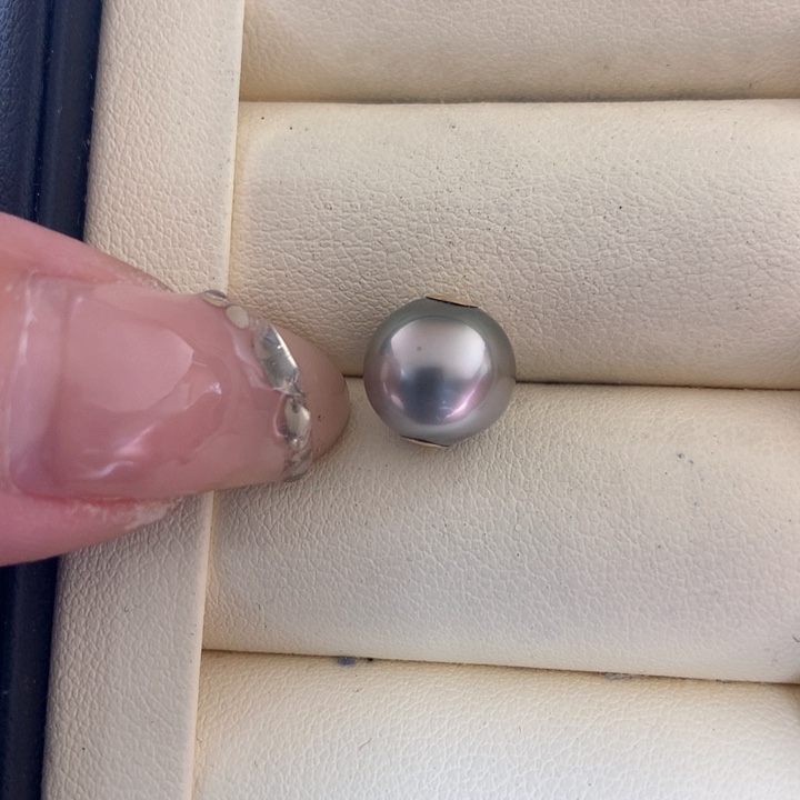 颈饰18K金镶嵌海水珍珠