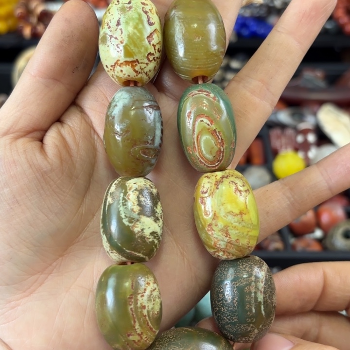 心***蕴玛瑙/玉髓未镶嵌颈饰