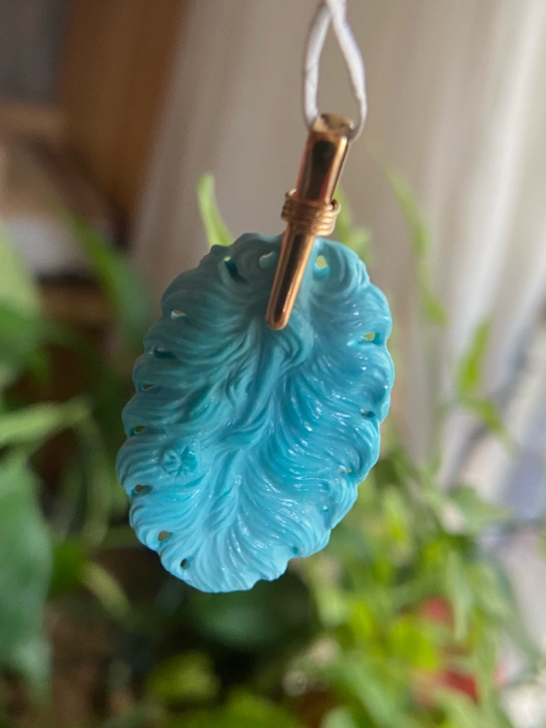 原矿绿松石全品精工羽毛吊坠