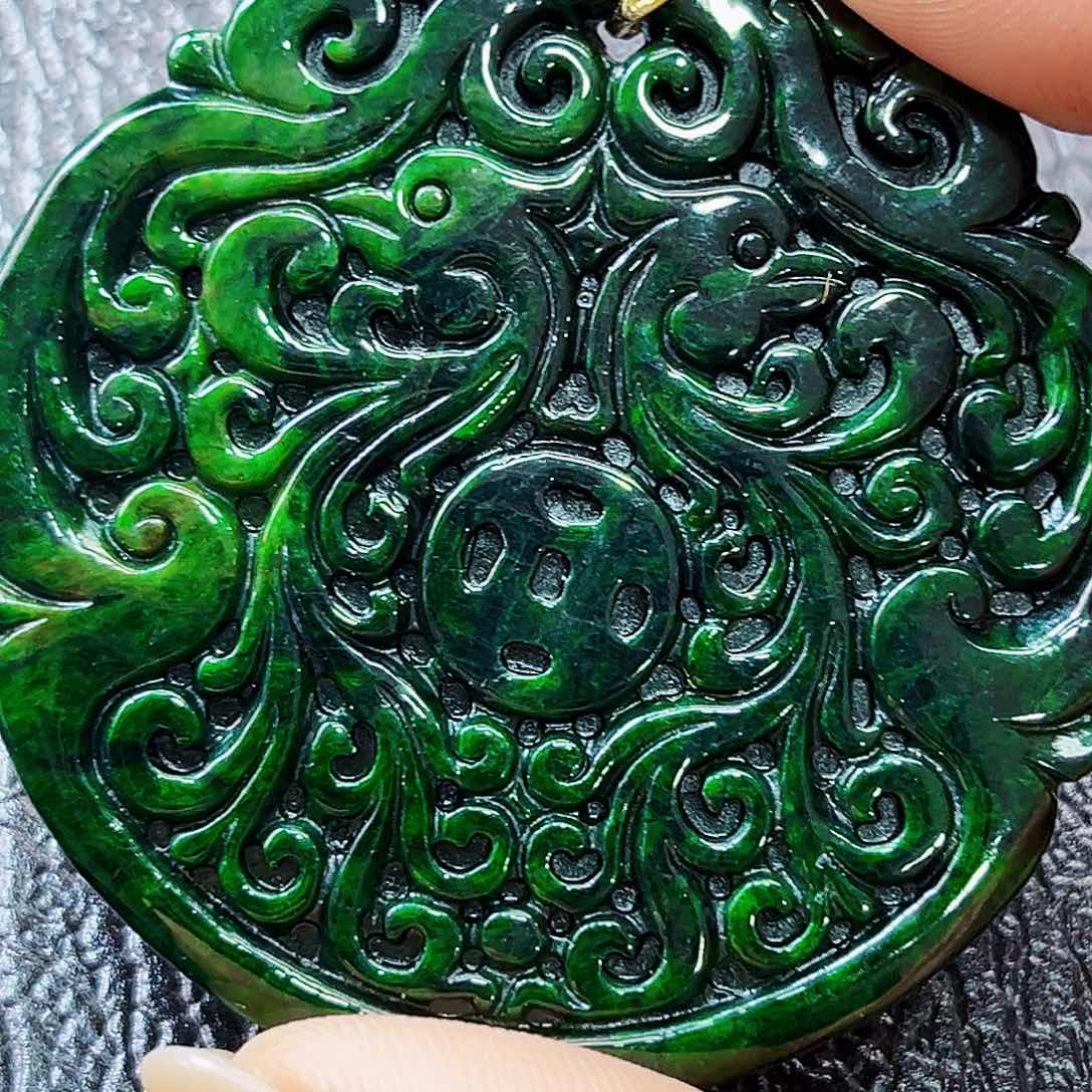 颈饰银S925镶嵌翡翠