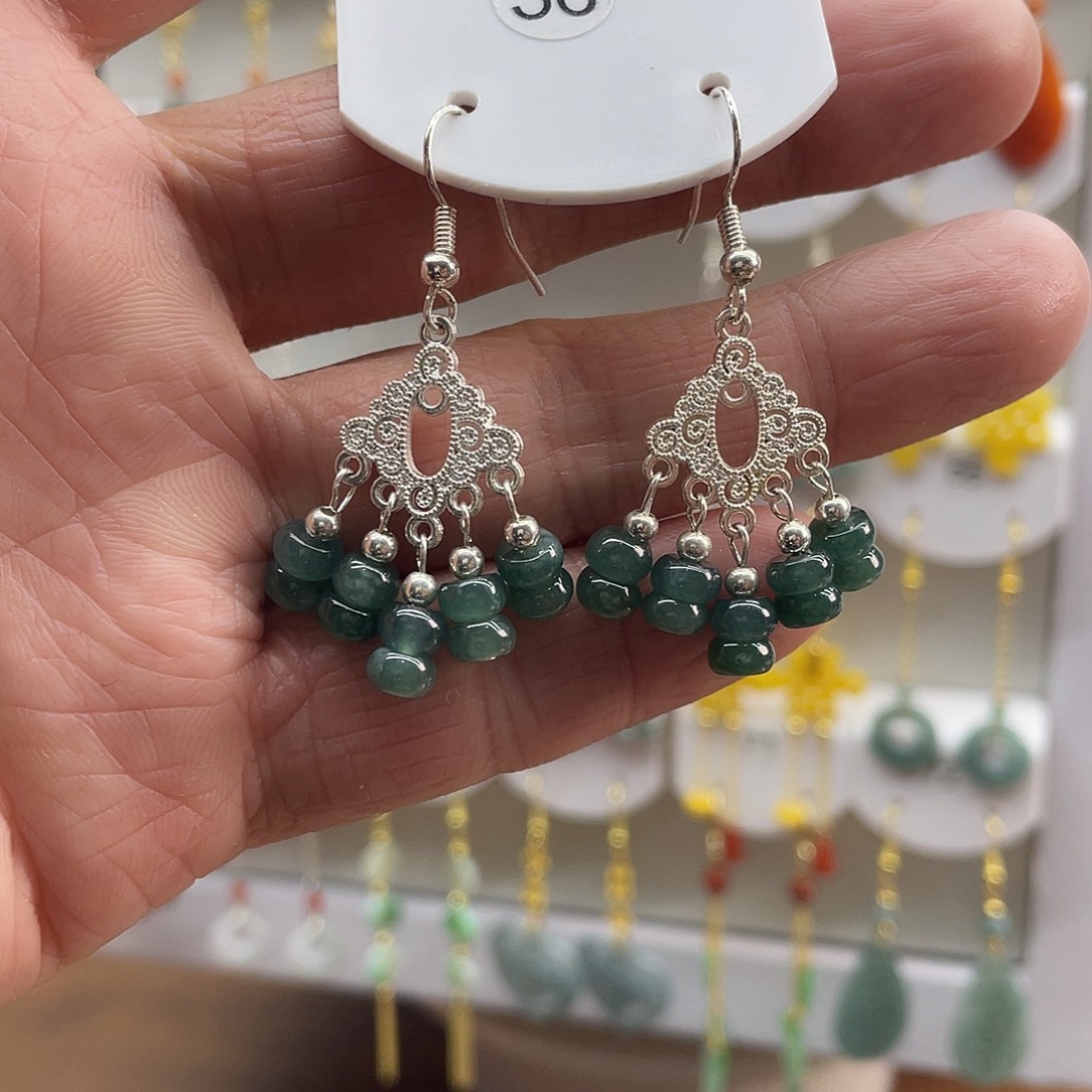 一***聊翡翠未镶嵌耳饰翡翠未镶嵌耳饰36