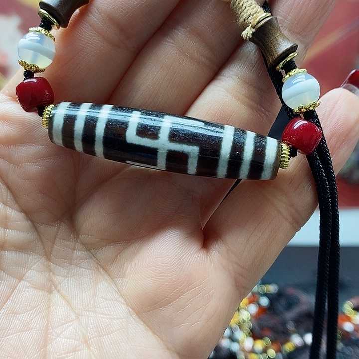 玛瑙/玉髓颈饰合金