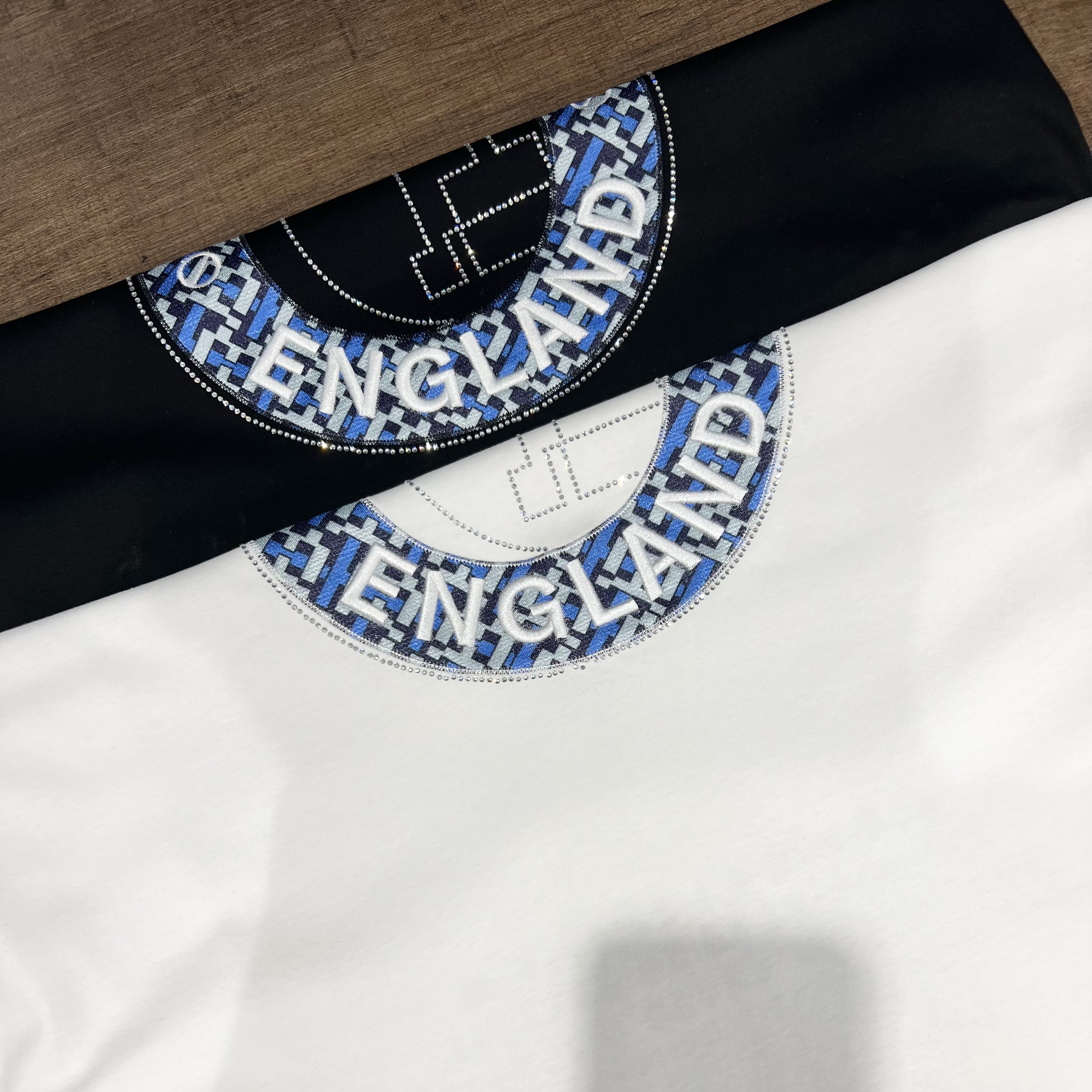 直播间同款冬季新款刺绣烫钻卫衣