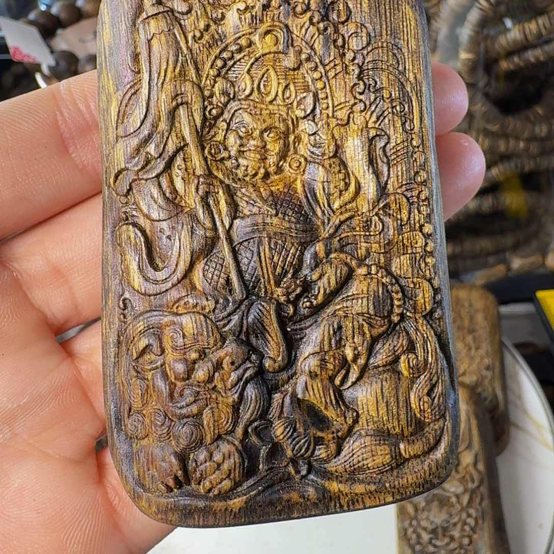 沉香吊坠雕刻26.5克牌子