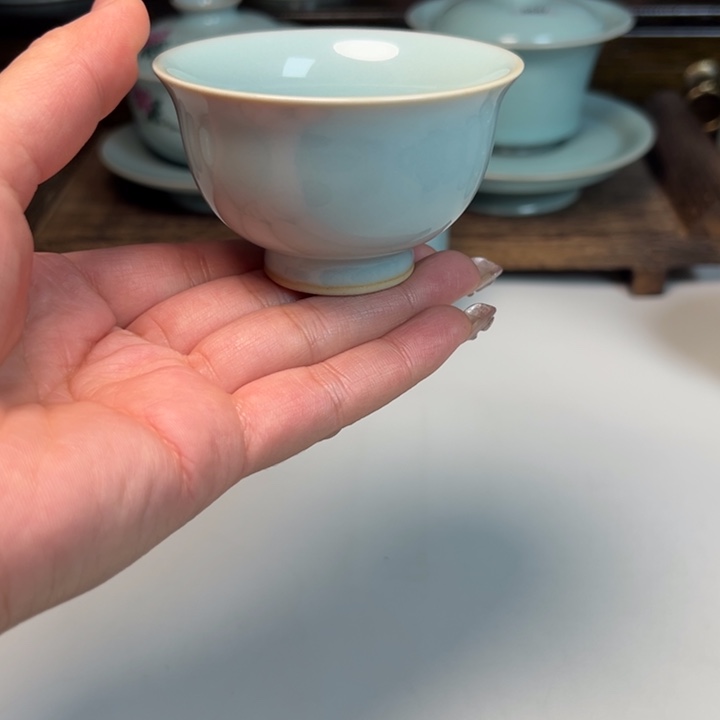 瓷片微瑕哈哈哈哈拍啊拍