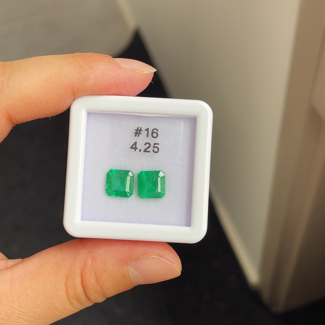 祖母绿裸石未镶嵌4.25ct