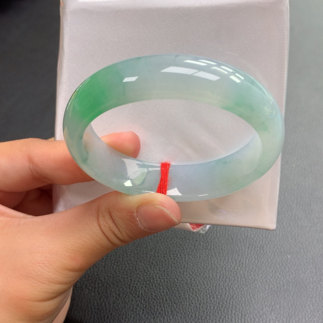 翡翠未镶嵌手镯4号51.6贵妃轮胎冰胶绿性价比之王漏漏漏