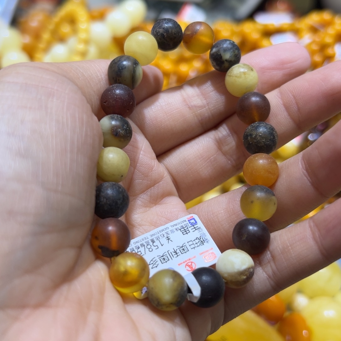 琥珀珠宝奇石未镶嵌