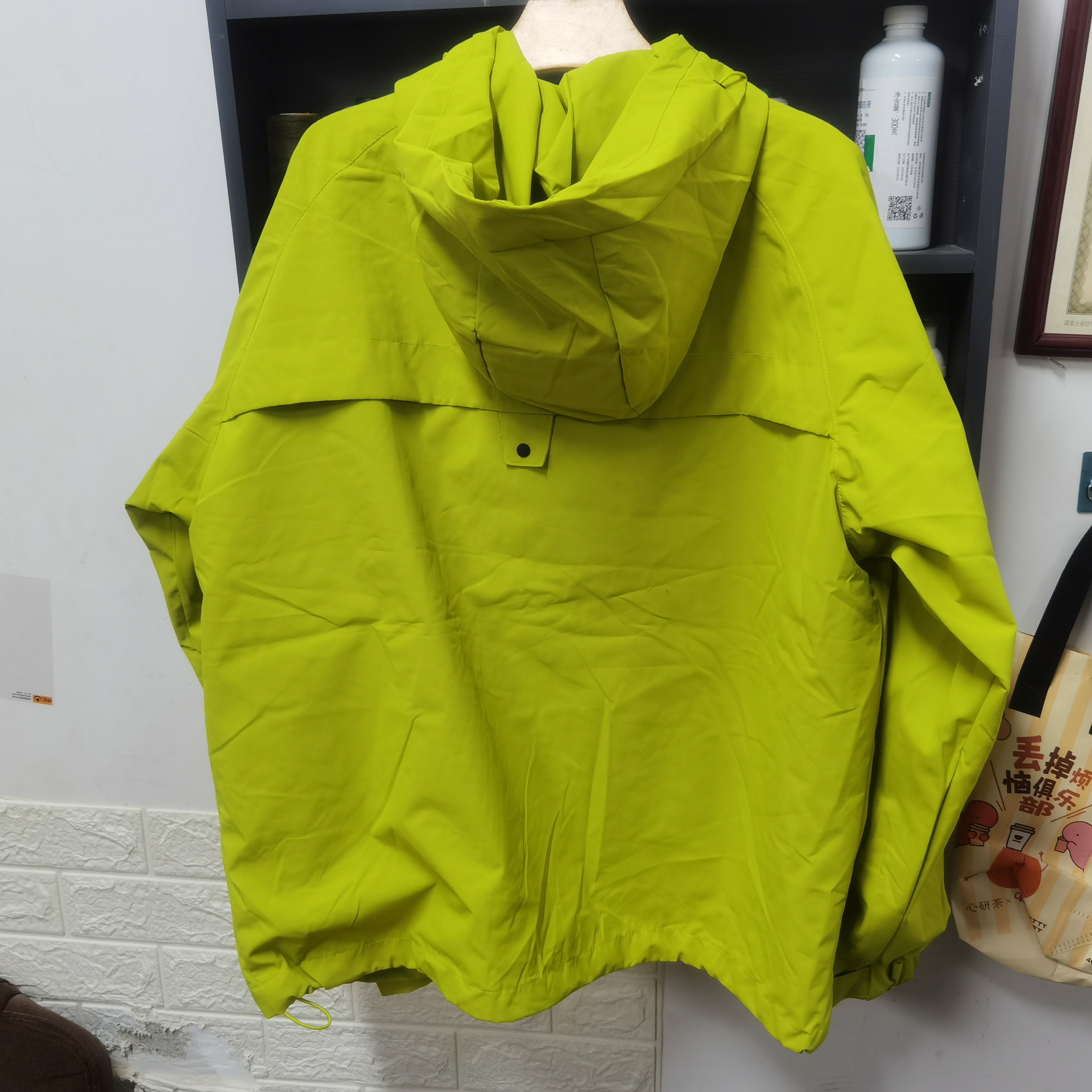 春秋男女款高街户外防风防水宽松工装冲锋衣夹克外套