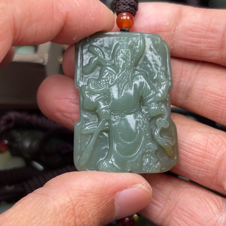 和田玉吊坠未镶嵌