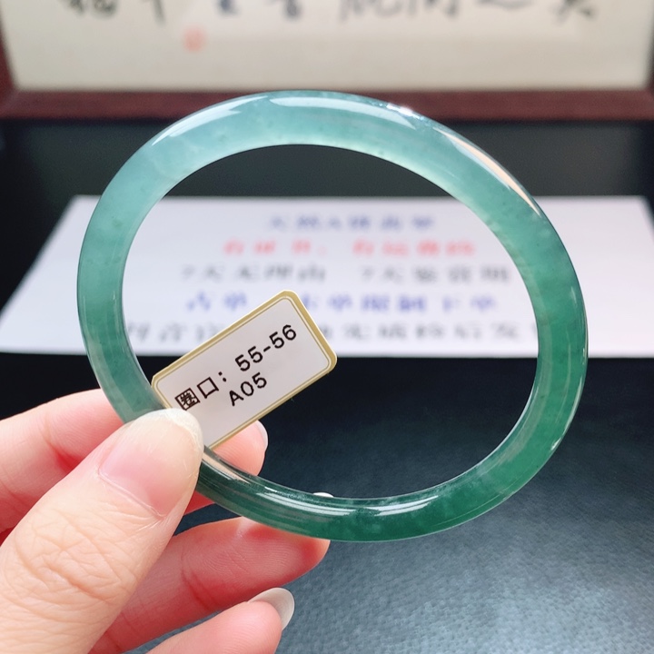 翡翠未镶嵌手镯翡翠手镯22