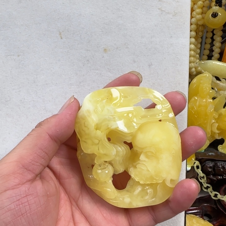 未镶嵌蜜蜡珠宝奇石