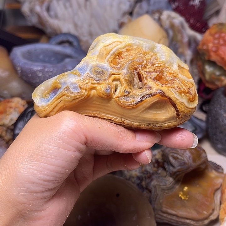 石头马达加斯加缠丝玛瑙