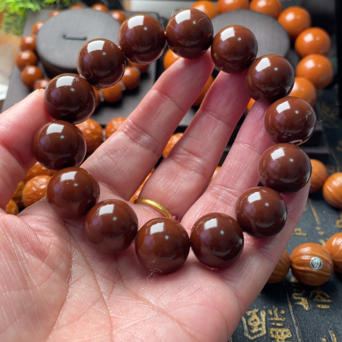 老***楊吊坠橄榄核橄榄1.7