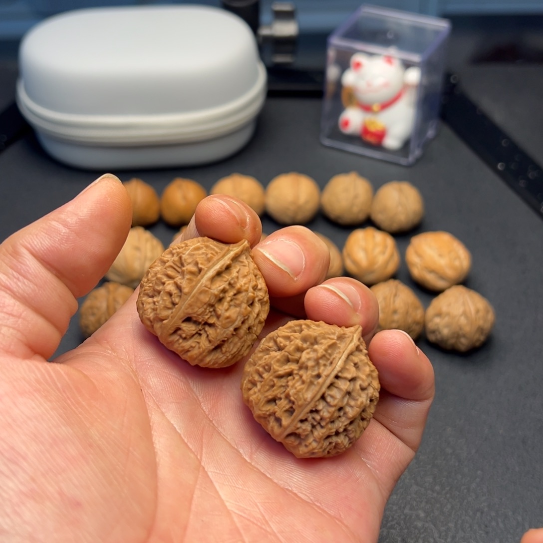 把件文玩核桃刺龙