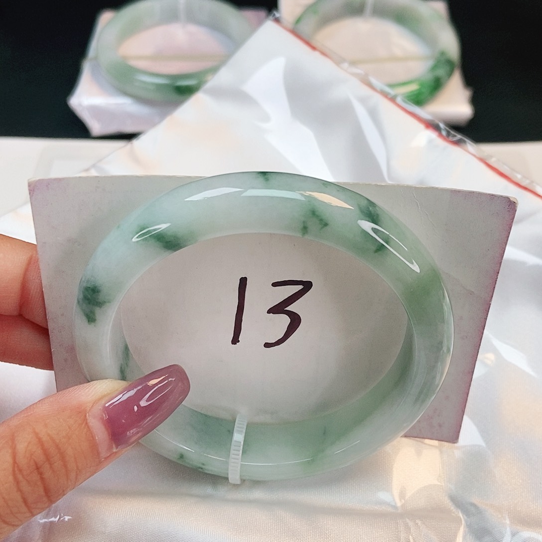 翡翠手镯未镶嵌 正圈59