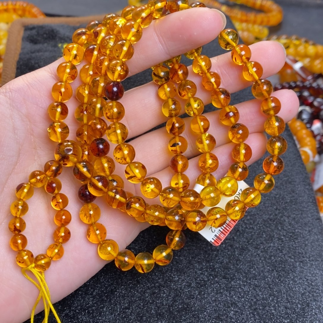 琥珀未镶嵌珠宝奇石