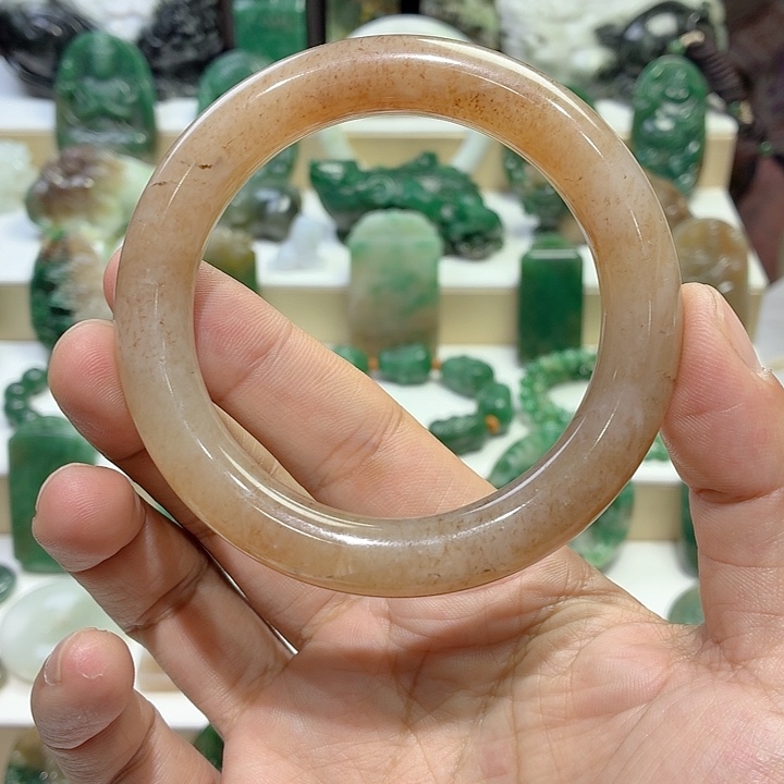 独山玉未镶嵌手镯58