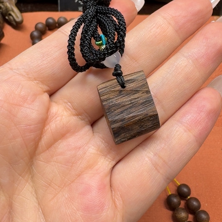 沉香沉香木制品馨安居沉香定制款