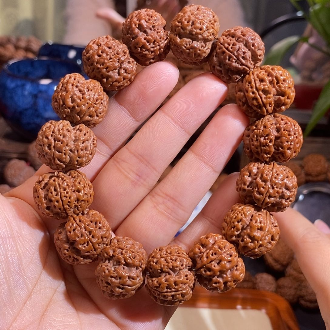 金刚菩提手串梁铁血梅花20mm