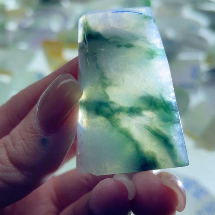 定制翡翠未镶嵌不退不换