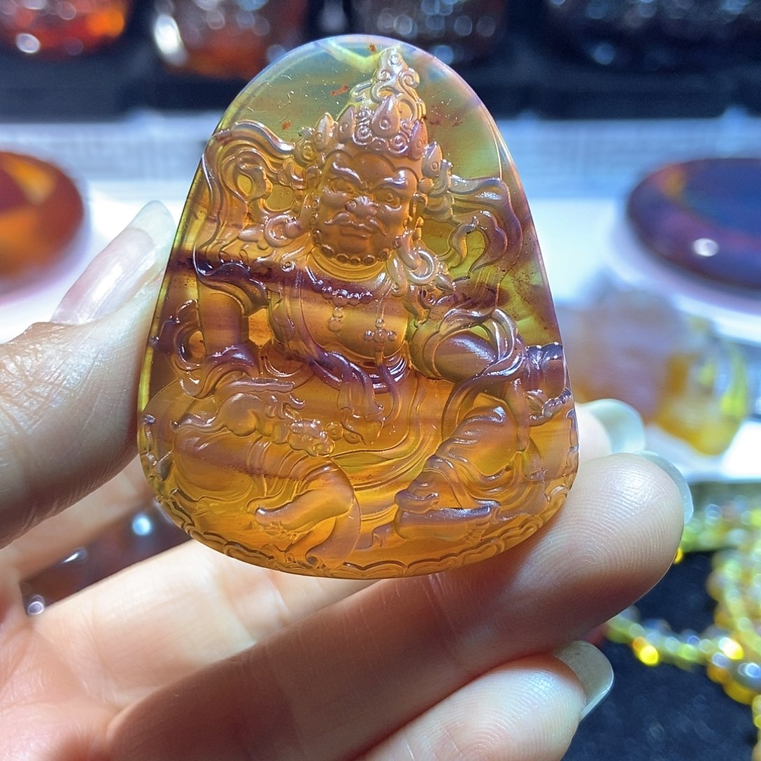 未镶嵌颈饰琥珀缅甸天然琥珀吊坠