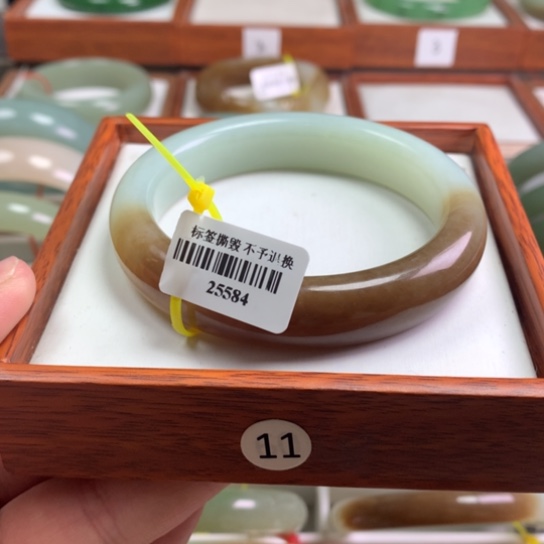 和田玉手镯未镶嵌59