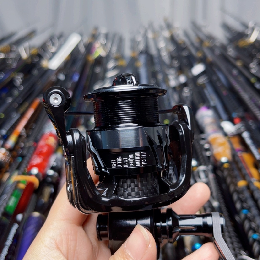 阿***钓碳素3.8m2500浅线杯纺车轮