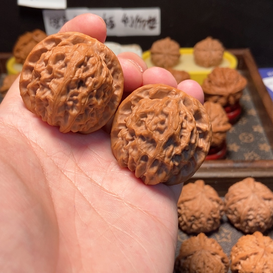 吊坠文玩核桃金麒麟41尺6686