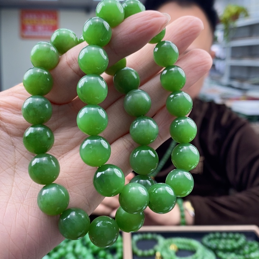 和田玉手串未镶嵌多样性发货 拍一发一