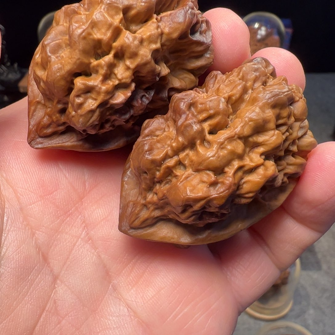 文玩核桃把件上古蛤蟆头48mm