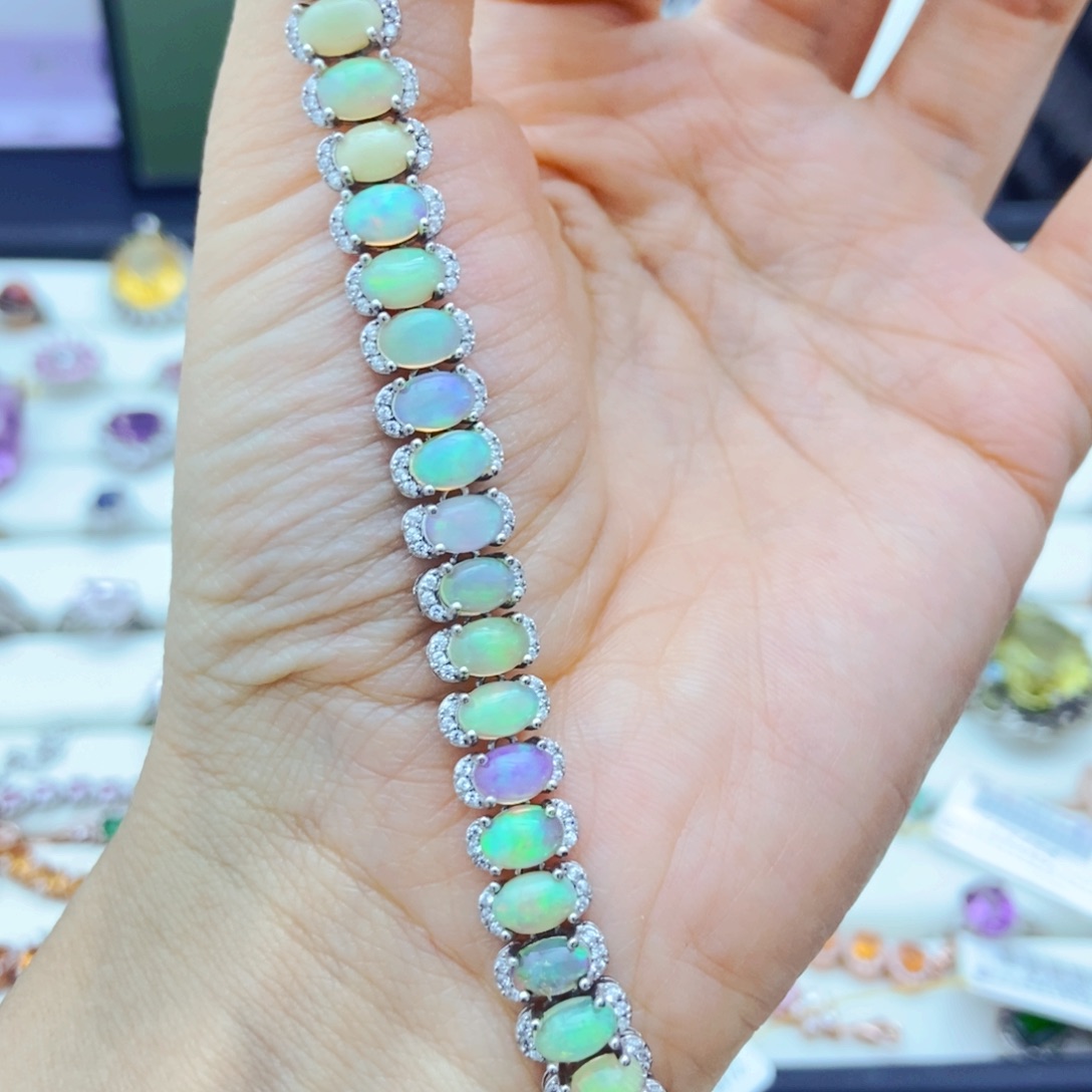 银S925镶嵌欧泊手链