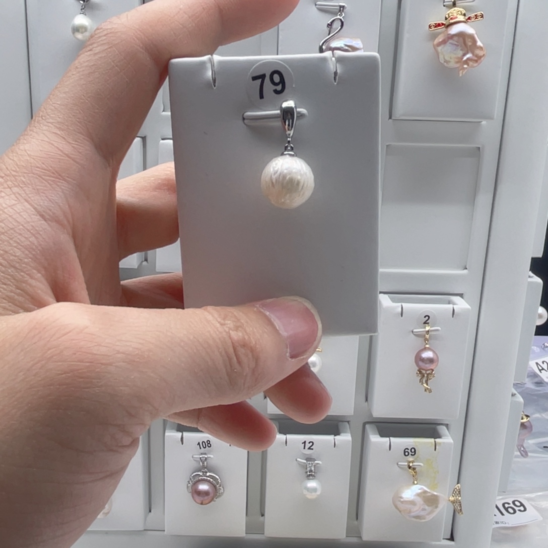 淡水珍珠合金颈饰