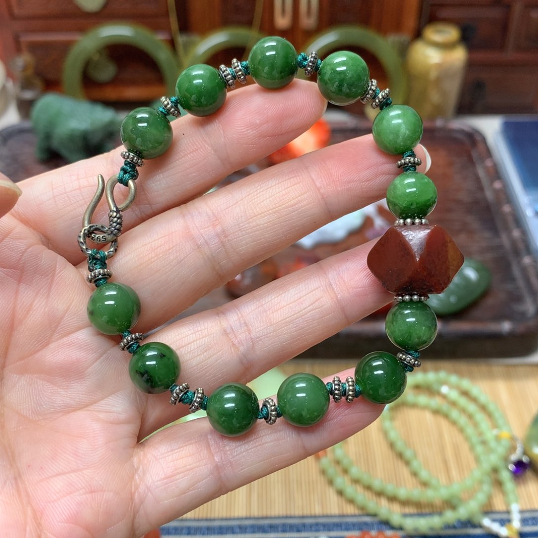 南红玛瑙手链未镶嵌