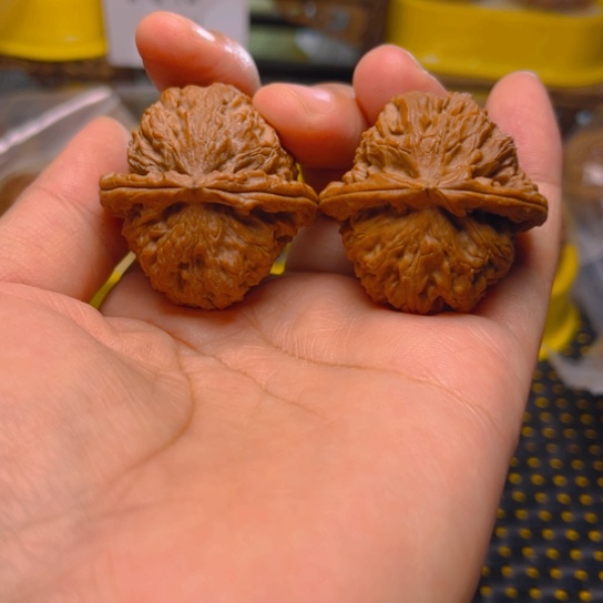 吊坠文玩核桃白狮