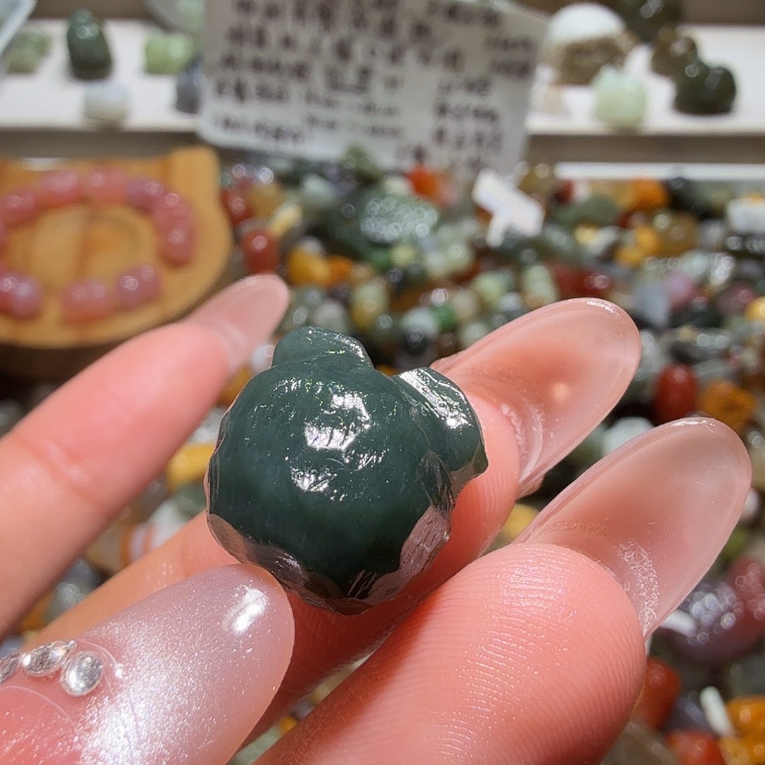 和田玉未镶嵌珠宝奇石