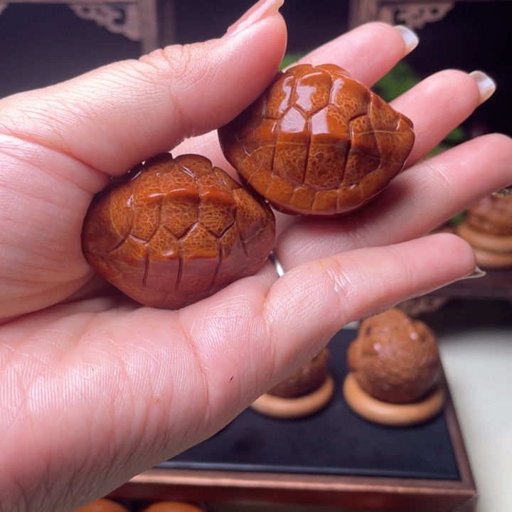 吊坠橄榄核龙脊富甲手球3.23