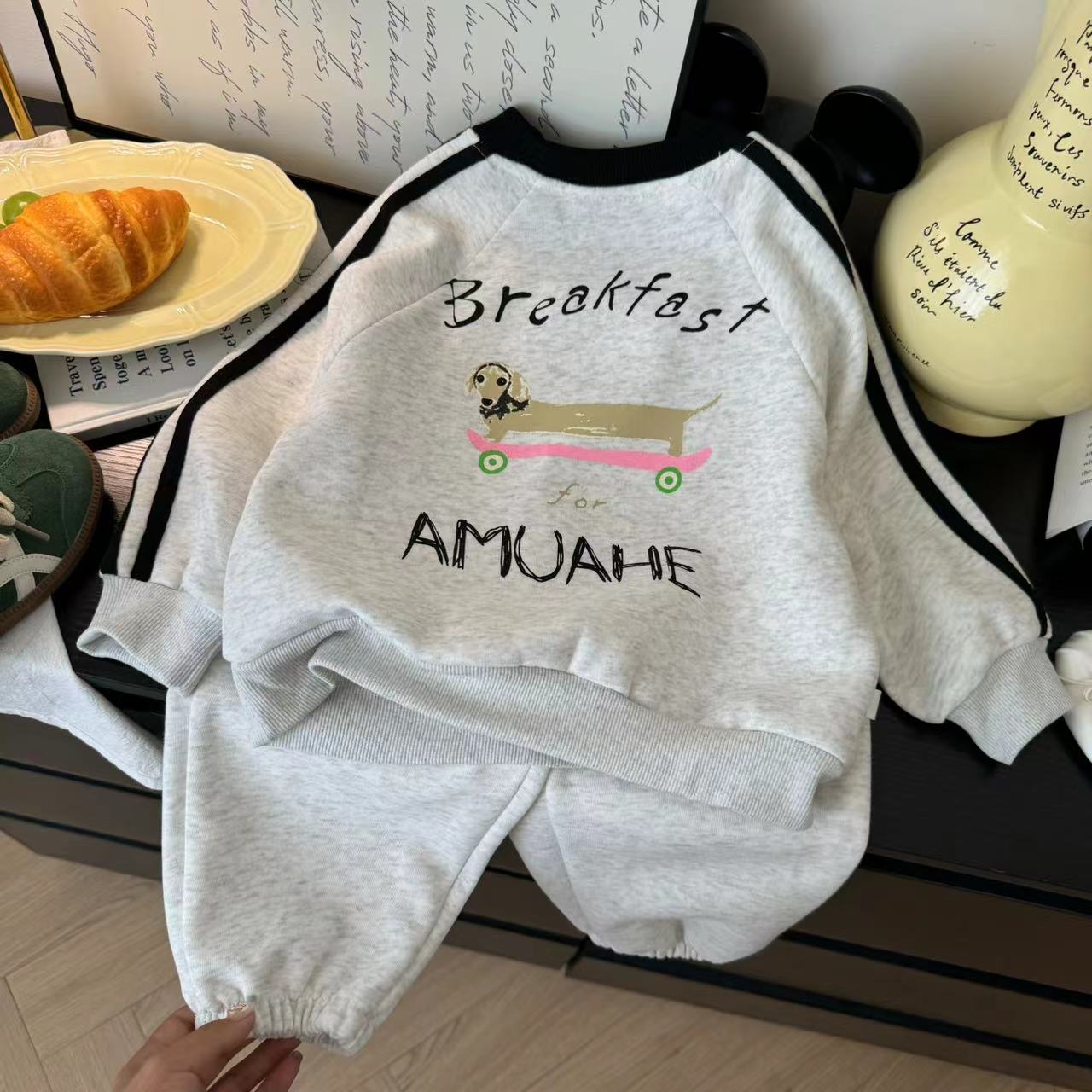 2025秋季新款儿童卫衣套装卡通洋气外穿运动休闲男童卫裤两件套