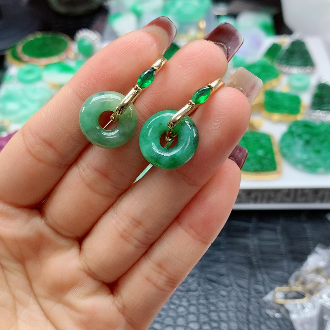 【闪购商品】翡翠耳饰未镶嵌，