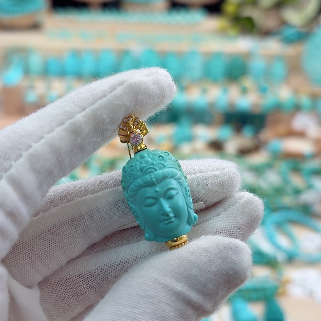 绿松石18K金镶嵌珠宝奇石